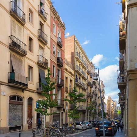 Friendly Family Poble-Sec Apartment Barcelona Bagian luar foto