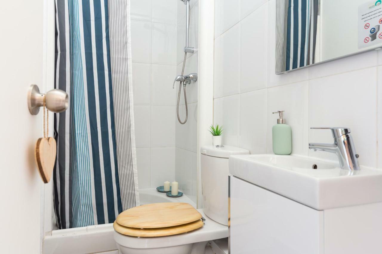 Friendly Family Poble-Sec Apartment Barcelona Bagian luar foto