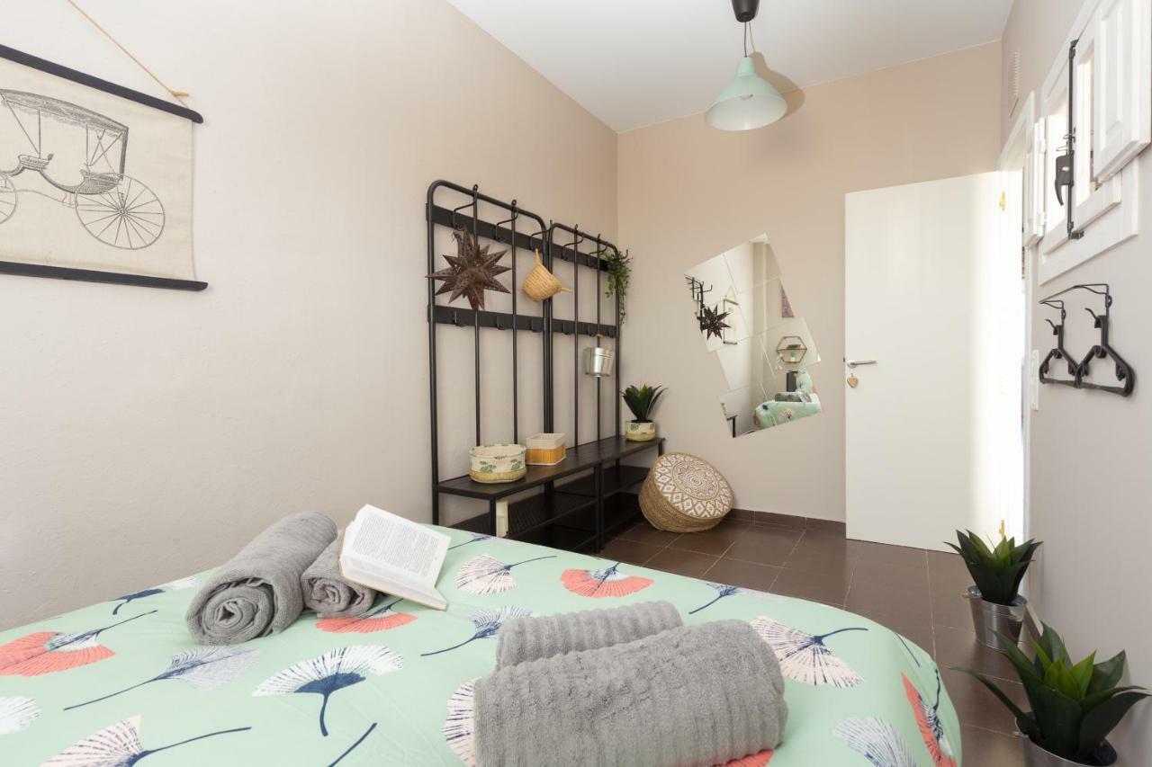 Friendly Family Poble-Sec Apartment Barcelona Bagian luar foto