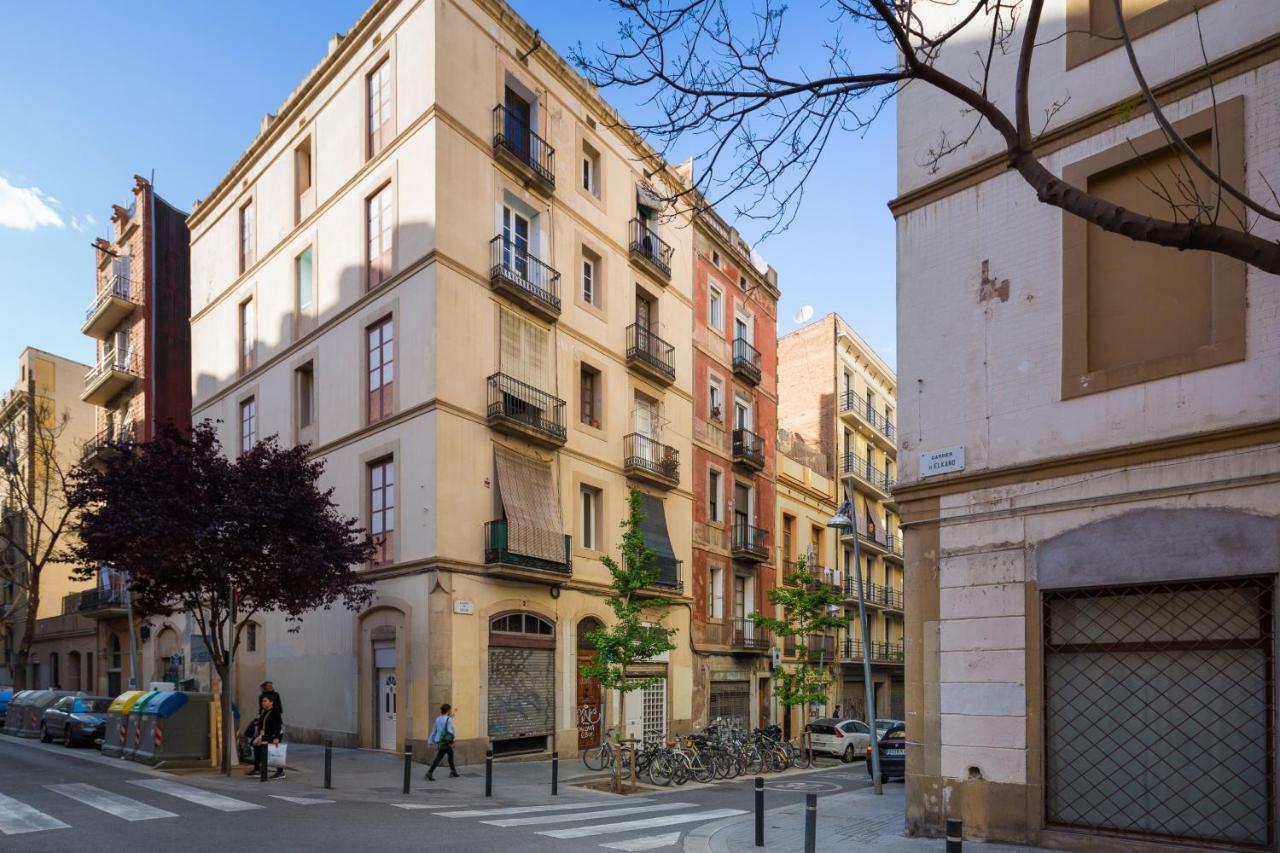 Friendly Family Poble-Sec Apartment Barcelona Bagian luar foto